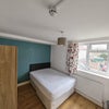 Photo 8: TR6-4 Double room with ensuite