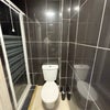 Photo 5: Room 6 Ensuite 