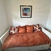 Photo 5: Light and Airy Single Room