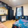 Photo 4: Room 3