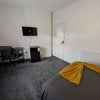 Photo 7: Double Room