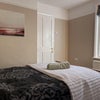 Photo 4: Double room to let
