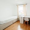 Photo 3: En-suite Room 5