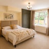 Photo 2: Double bedroom 