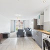 Photo 4: Kitchen