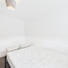 Photo 12: Room 2
