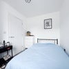 Photo 3: Room 1