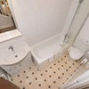 Photo 7: Bathroom