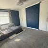Photo 4: Room 1