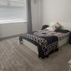 Photo 8: Room 2