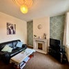 Photo 5: LOUNGE