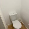 Photo 16: Room 2 en suite