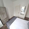 Photo 5: Room 1 En Suite