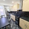 Photo 4: Kitchen
