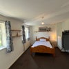 Photo 4: Room 1