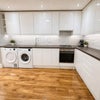 Photo 6: kitchen