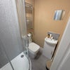 Photo 14: Room 5 En-suite