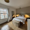 Photo 5: bedroom 