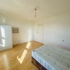 Photo 2: Large double room 