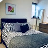 Photo 5: Room 1