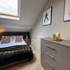 Photo 11: Room 6 with Ensuite