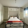 Photo 8: Room 3