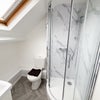 Photo 4: En-suite