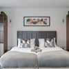 Photo 3: Apartment 7
