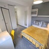 Photo 14: Room 3 En Suite