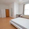Photo 6: R4 Ensuite