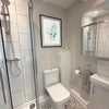 Photo 2: Room 2 Ensuite