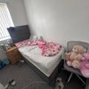 Photo 5: Room 2