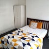 Photo 2: Room 1