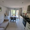Photo 6: Kitchen