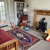Photo 3: Sitting room 