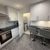 Photo 5: Kitchen