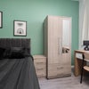 Photo 8: Room 1