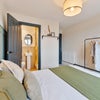 Photo 7: Room 6
