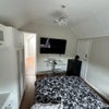 Photo 6: Room 1