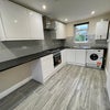Photo 2: kitchen 