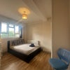 Photo 5: ROOM 1 860