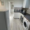 Photo 6: Kitchen