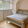 Photo 5: Double bedroom 
