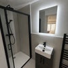 Photo 3: Ensuite bathroom