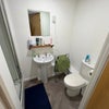 Photo 3: Bathroom En-suite