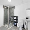 Photo 4: 8A room 1 ensuite