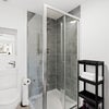 Photo 9: 8B room 1 en-suite