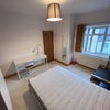 Photo 4: Room measures 14sqm, no ensuite