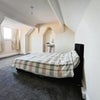 Photo 6: Room 6