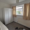 Photo 4: Single room (1st floor)